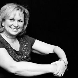 Meet your Posher, Pam